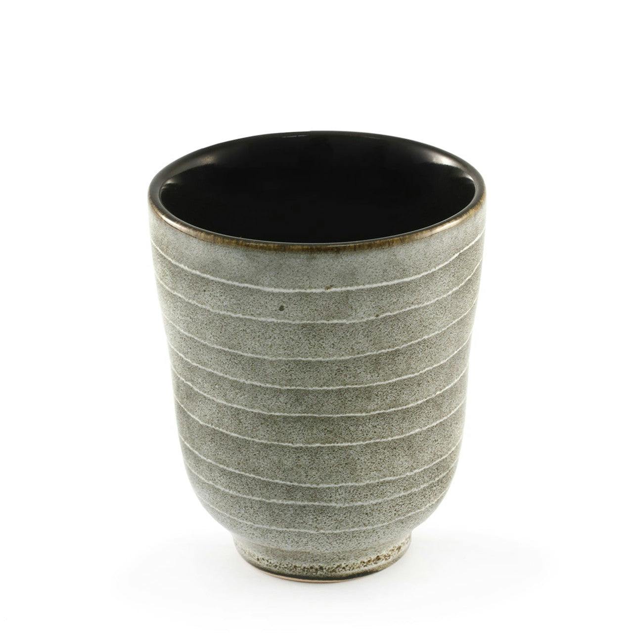 Striped Yunomi Teacup with Black Interior 灰底 光面 白纹 茶杯 8 fl oz / 3.03" dia