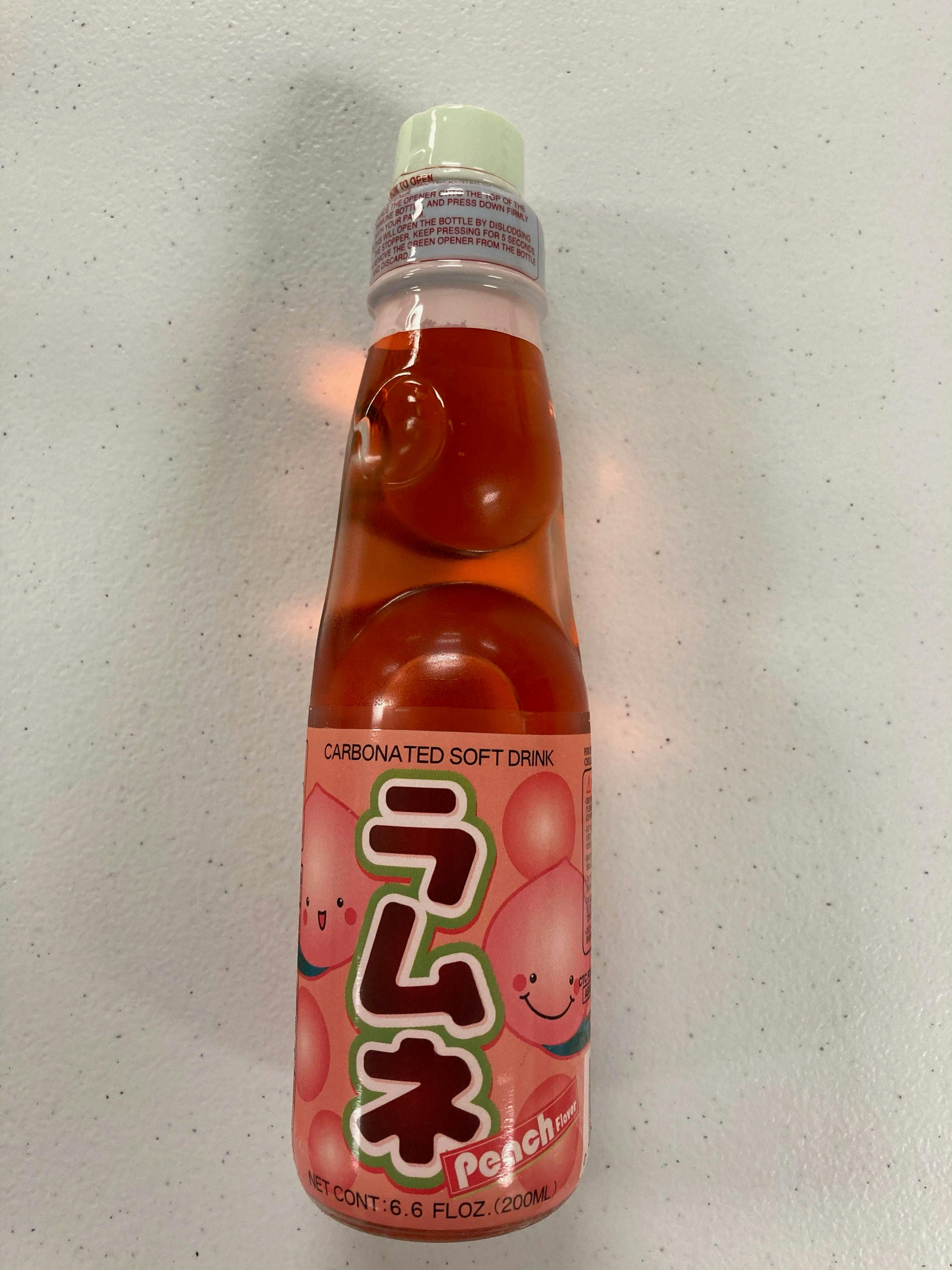 Peach-Flavored Carbonated Soft Drink 200ml